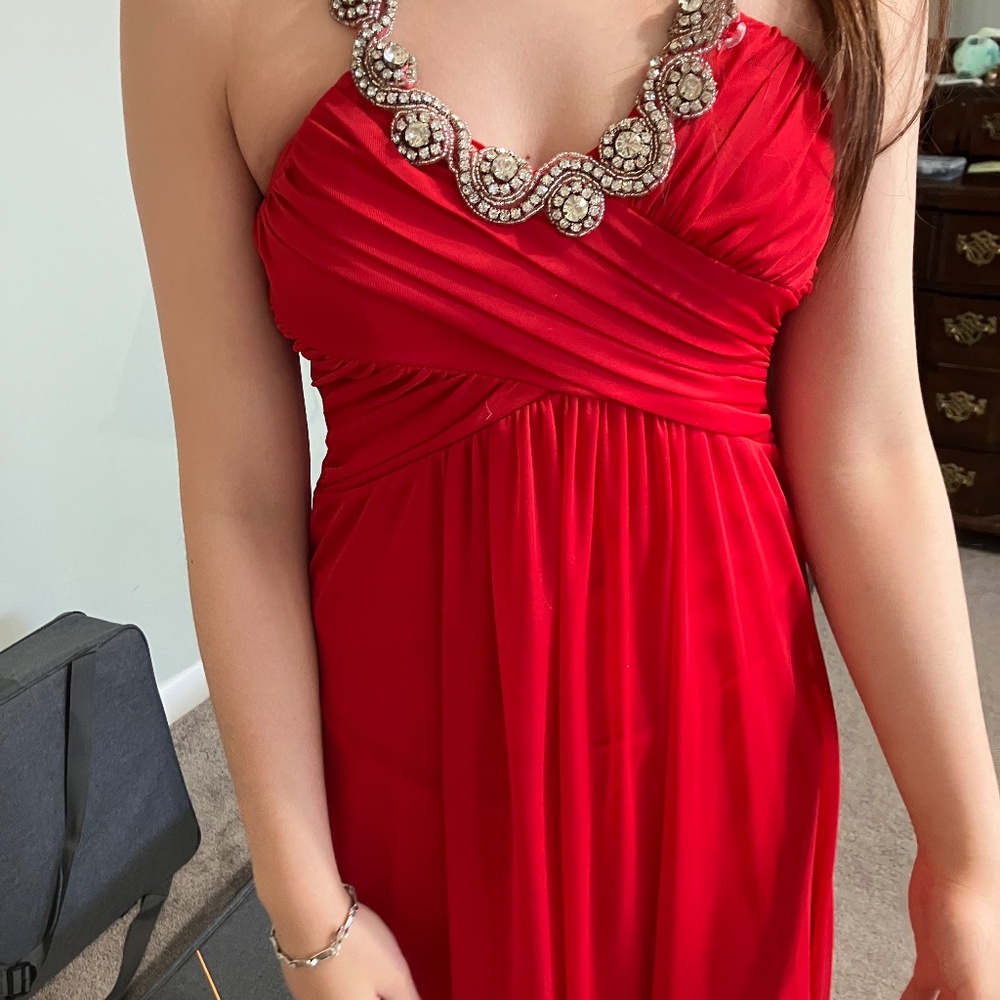 STUNNING Windsor Red Beaded Ball Gown - Picture 3 of 8